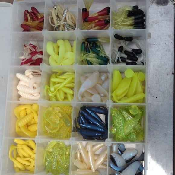 Multi-Color Fishing Tackle Storage Box - Picture 4 of 4